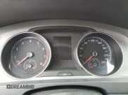 ✅ 2016 Volkswagen Golf TSI S • VIN: 3VW117AU0GM069173 • Lot: 84892685. Wystawiony na Copart z przebiegiem Nie podano. Bezpłatny archiwum sprzedaży aukcyjnych z USA i szczegółowy raport historii pojazdu na DreamBid. Zdjęcie 9.