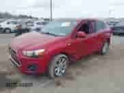 2014 Mitsubishi Outlander ES с VIN 4A4AR3AUXEE009353, выставлен на аукционе IAAI как лот 43261145 с пробегом 81 746 миль миль и . История ставок и продаж доступна на DreamBid. Изображение 2.