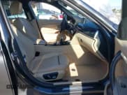 ✅ 2016 BMW 3 Series 328i • VIN: WBA8E9C54GK646542 • Lot: 43101123. Wystawiony na IAAI z przebiegiem 87 268 mil. Bezpłatny archiwum sprzedaży aukcyjnych z USA i szczegółowy raport historii pojazdu na DreamBid. Zdjęcie 5.