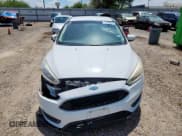 ✅ 2018 Ford Focus SE • VIN: 1FADP3FE1JL302694 • Лот: 71409895. Опубликован ранее на Copart с пробегом 81 626 миль. Бесплатный доступ к архиву аукционных продаж из США и подробный отчёт об истории автомобиля на DreamBid. Изображение 5.