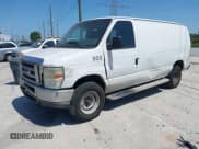 ✅ 2010 Ford Econoline Cargo Commercial • VIN: 1FTNE2EW7ADA28548 • Lot: 42123746. Wystawiony na IAAI z przebiegiem 422 296 mil. Bezpłatny archiwum sprzedaży aukcyjnych z USA i szczegółowy raport historii pojazdu na DreamBid. Zdjęcie 2.
