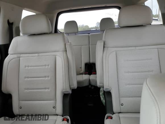 2024 Hyundai Santa Fe Calligraphy с VIN 5NMP54GL7RH019911, выставлен на аукционе Copart как лот 51437245 с пробегом 20 874 миль миль и Списание • Salvage title. История ставок и продаж доступна на DreamBid. Изображение 10.