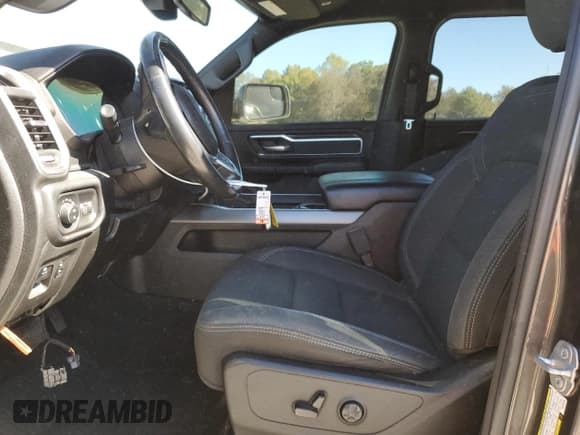 ✅ 2019 Ram 1500 Big Horn • VIN: 1C6SRFMT5KN556890 • Lot: 86789805. Listed on Copart with 228,051 mi. Free auction sales archive from the USA and detailed vehicle history report at DreamBid. Image 7.