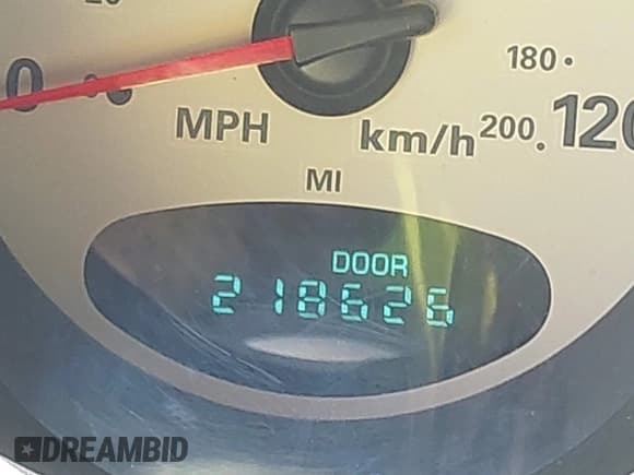 ✅ 2002 Chrysler PT Cruiser • VIN: 3C4FY48B52T280388 • Lot: 43034988. Listed on IAAI with 218,626 mi. Free auction sales archive from the USA and detailed vehicle history report at DreamBid. Image 7.