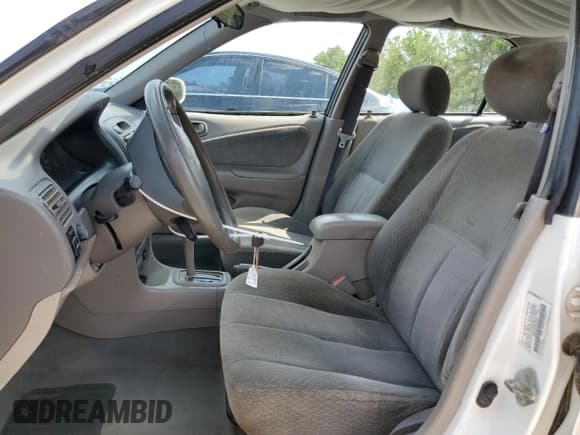 ✅ 2002 Toyota Corolla CE • VIN: 1NXBR12E02Z622649 • Lot: 66075964. Wystawiony na Copart z przebiegiem 296 785 mil. Bezpłatny archiwum sprzedaży aukcyjnych z USA i szczegółowy raport historii pojazdu na DreamBid. Zdjęcie 7.