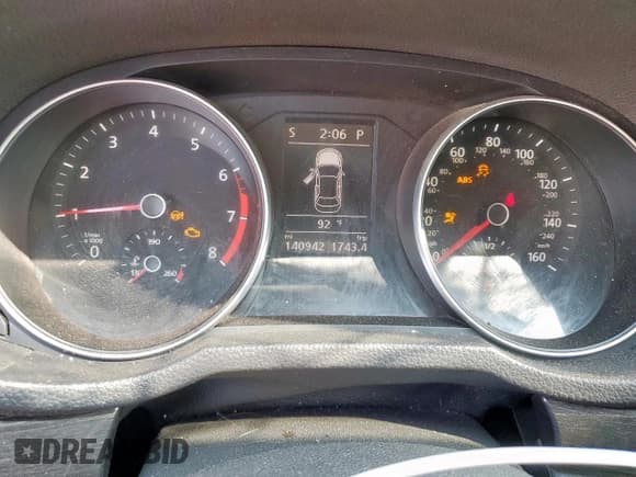 ✅ 2016 Volkswagen Passat SE • VIN: 1VWBS7A31GC019683 • Lot: 90515125. Listed on Copart with 140,942 mi. Free auction sales archive from the USA and detailed vehicle history report at DreamBid. Image 9.