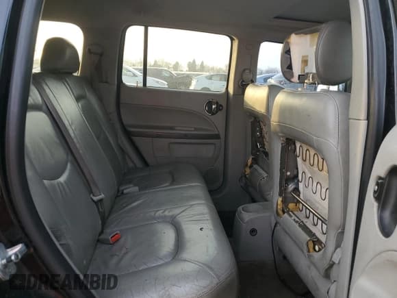 ✅ 2006 Chevrolet HHR LT • VIN: 3GNDA23P46S664040 • Lot: 81796394. Listed on Copart with 162,869 mi. Free auction sales archive from the USA and detailed vehicle history report at DreamBid. Image 11.