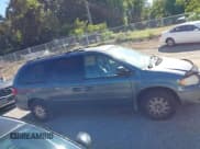 ✅ 2005 Chrysler Town & Country LX • VIN: 2C4GP44R05R355192 • Lot: 43130433. Wystawiony na IAAI z przebiegiem 123 215 mil. Bezpłatny archiwum sprzedaży aukcyjnych z USA i szczegółowy raport historii pojazdu na DreamBid. Zdjęcie 14.