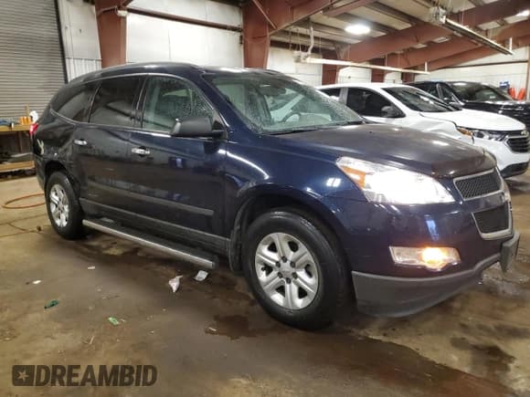 ✅ 2011 Chevrolet Traverse LS • VIN: 1GNKRFEDXBJ380336 • Lot: 86704045. Wystawiony na Copart z przebiegiem 182 496 mil. Bezpłatny archiwum sprzedaży aukcyjnych z USA i szczegółowy raport historii pojazdu na DreamBid. Zdjęcie 4.