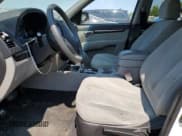 ✅ 2009 Hyundai Santa Fe GLS • VIN: 5NMSG73DX9H293334 • Лот: 65817724. Опубликован ранее на Copart с пробегом 183 821 миль. Бесплатный доступ к архиву аукционных продаж из США и подробный отчёт об истории автомобиля на DreamBid. Изображение 7.