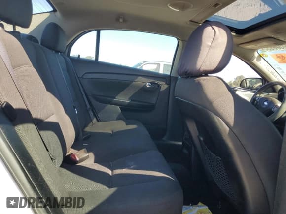 ✅ 2012 Chevrolet Malibu 1LT • VIN: 1G1ZC5E02CF196831 • Lot: 89500935. Wystawiony na Copart z przebiegiem 268 714 mil. Bezpłatny archiwum sprzedaży aukcyjnych z USA i szczegółowy raport historii pojazdu na DreamBid. Zdjęcie 10.