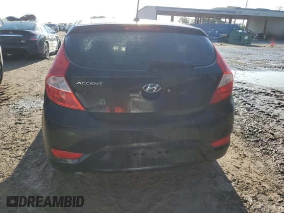 ✅ 2017 Hyundai Accent SE • VIN: KMHCT5AE4HU300166 • Лот: 73741734. Опубликован ранее на Copart с пробегом 125 955 миль. Бесплатный доступ к архиву аукционных продаж из США и подробный отчёт об истории автомобиля на DreamBid. Изображение 6.