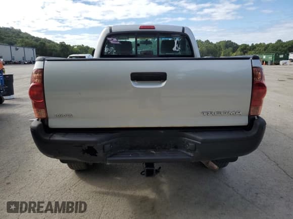 ✅ 2008 Toyota Tacoma • VIN: 5TEPX42N98Z557799 • Lot: 70008295. Wystawiony na Copart z przebiegiem 164 713 mil. Bezpłatny archiwum sprzedaży aukcyjnych z USA i szczegółowy raport historii pojazdu na DreamBid. Zdjęcie 10.