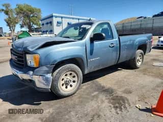 2007 GMC Sierra 1500 Work Truck with VIN 1GTEC14CX7Z588633, listed as a Copart auction lot 80755665 with 135,746 mi miles and Salvage title. Bid and sale history available at DreamBid. Image 1.