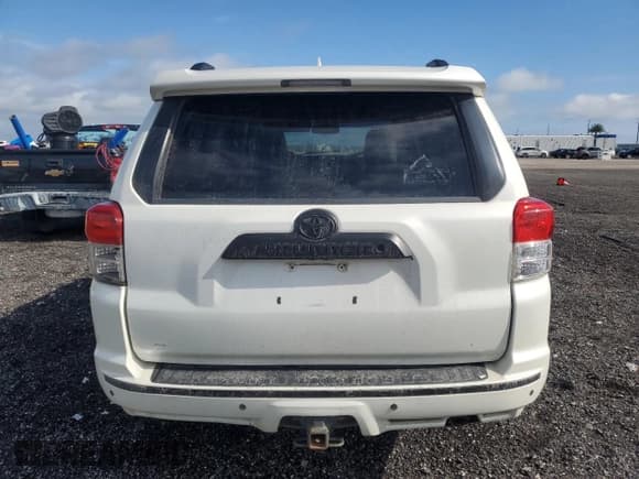 ✅ 2013 Toyota 4Runner SR5 • VIN: JTEBU5JR9D5122058 • Lot: 80036175. Listed on Copart with 337,263 mi. Free auction sales archive from the USA and detailed vehicle history report at DreamBid. Image 6.