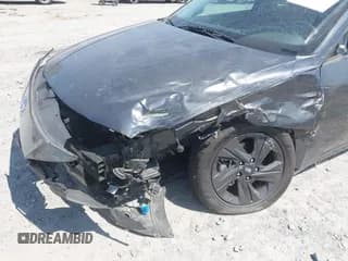 ✅ 2021 Hyundai Elantra SEL • VIN: 5NPLM4AG2MH002104 • Lot: 42785596. Listed on IAAI with 57,196 mi. Free auction sales archive from the USA and detailed vehicle history report at DreamBid. Image 6.