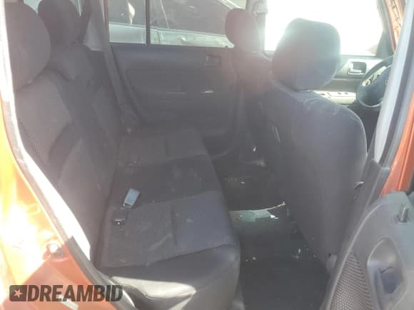 ✅ 2004 Scion xB • VIN: JTLKT334840163103 • Лот: 60561315. Опубликован ранее на Copart с пробегом Не указан. Бесплатный доступ к архиву аукционных продаж из США и подробный отчёт об истории автомобиля на DreamBid. Изображение 10.