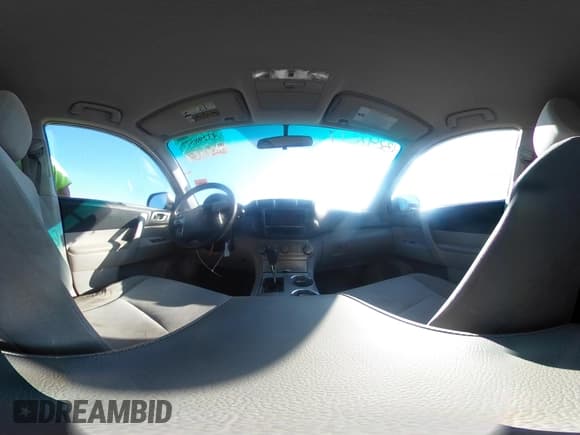 ✅ 2013 Toyota Highlander • VIN: 5TDZA3EH3DS046672 • Lot: 43298577. Listed on IAAI with 162,596 mi. Free auction sales archive from the USA and detailed vehicle history report at DreamBid. Image 19.