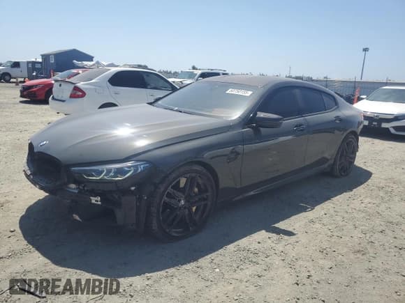 ✅ 2022 BMW M8 Competition • VIN: WBSGV0C06NCH48376 • Lot: 60750155. Wystawiony na Copart z przebiegiem 39 860 mil. Bezpłatny archiwum sprzedaży aukcyjnych z USA i szczegółowy raport historii pojazdu na DreamBid. Zdjęcie 1.