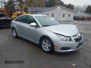 ✅ 2014 Chevrolet Cruze 1LT • VIN: 1G1PC5SB2E7463296 • Лот: 43561666. Опубликован ранее на IAAI с пробегом 85 432 миль. Бесплатный доступ к архиву аукционных продаж из США и подробный отчёт об истории автомобиля на DreamBid. Изображение 1.
