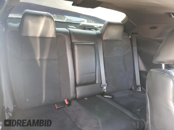 ✅ 2019 Dodge Challenger R/T Scat Pack • VIN: 2C3CDZFJ7KH502674 • Lot: 76012153. Wystawiony na Copart z przebiegiem 14 658 mil. Bezpłatny archiwum sprzedaży aukcyjnych z USA i szczegółowy raport historii pojazdu na DreamBid. Zdjęcie 11.