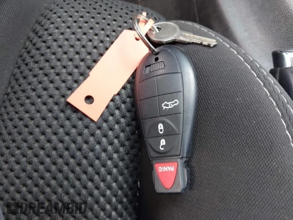 ✅ 2015 Dodge Dart SXT • VIN: 1C3CDFBB8FD104907 • Lot: 43485572. Wystawiony na IAAI z przebiegiem 121 445 mil. Bezpłatny archiwum sprzedaży aukcyjnych z USA i szczegółowy raport historii pojazdu na DreamBid. Zdjęcie 11.