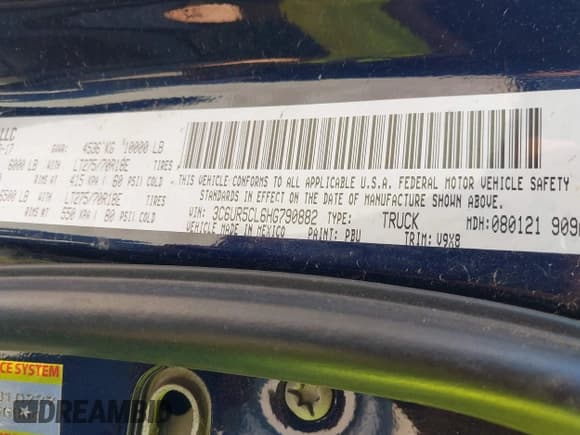 ✅ 2017 Ram 2500 Tradesman • VIN: 3C6UR5CL6HG790882 • Lot: 42075668. Listed on IAAI with 125,236 mi. Free auction sales archive from the USA and detailed vehicle history report at DreamBid. Image 9.