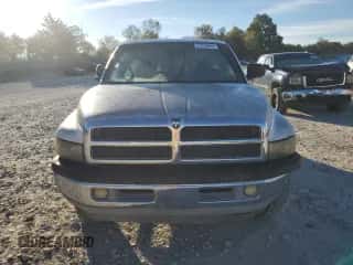 2001 Dodge 1500 z VIN 1B7HF16Y91S786021, wystawiony jako Copart lot #77016644 z przebiegiem 154 083 mil mil oraz Szkoda całkowita • Salvage title. Historia ofert i sprzedaży dostępna na DreamBid. Obrazek 5.