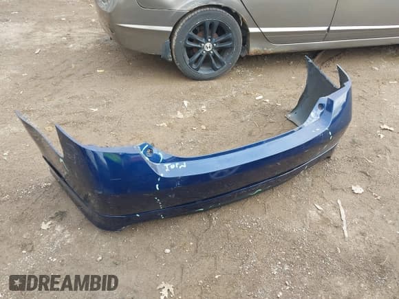 ✅ 2007 Toyota Camry LE • VIN: 4T1BE46K67U058381 • Лот: 43639605. Опубликован ранее на IAAI с пробегом 175 725 миль. Бесплатный доступ к архиву аукционных продаж из США и подробный отчёт об истории автомобиля на DreamBid. Изображение 12.