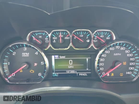 ✅ 2018 Chevrolet Silverado 1500 LT • VIN: 3GCPCREH9JG330225 • Лот: 42113448. Опубликован ранее на IAAI с пробегом 197 389 миль. Бесплатный доступ к архиву аукционных продаж из США и подробный отчёт об истории автомобиля на DreamBid. Изображение 7.