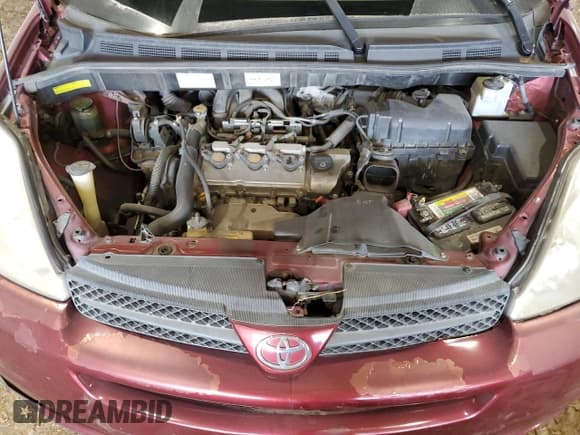 ✅ 2004 Toyota Sienna XLE • VIN: 5TDZA22C64S213190 • Lot: 57447224. Wystawiony na Copart z przebiegiem 200 413 mil. Bezpłatny archiwum sprzedaży aukcyjnych z USA i szczegółowy raport historii pojazdu na DreamBid. Zdjęcie 11.