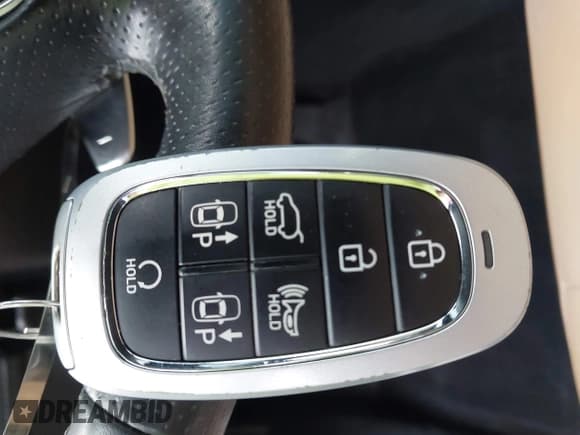 ✅ 2021 Hyundai Santa Fe Calligraphy • VIN: 5NMS5DAL8MH364084 • Lot: 43275810. Wystawiony na IAAI z przebiegiem 38 209 mil. Bezpłatny archiwum sprzedaży aukcyjnych z USA i szczegółowy raport historii pojazdu na DreamBid. Zdjęcie 11.