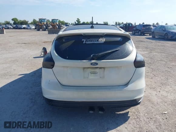 ✅ 2016 Ford Focus ST • VIN: 1FADP3L90GL398754 • Lot: 43271283. Listed on IAAI with 111,448 mi. Free auction sales archive from the USA and detailed vehicle history report at DreamBid. Image 16.