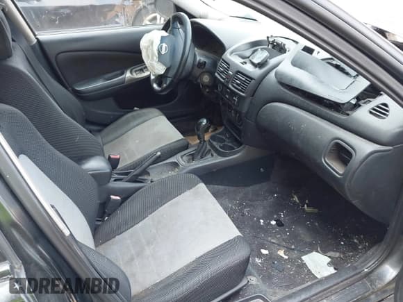 ✅ 2004 Nissan Sentra SE-R • VIN: 3N1AB51D04L731309 • Lot: 42479772. Wystawiony na IAAI z przebiegiem 169 624 mil. Bezpłatny archiwum sprzedaży aukcyjnych z USA i szczegółowy raport historii pojazdu na DreamBid. Zdjęcie 5.