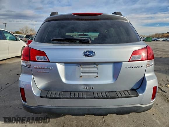✅ 2013 Subaru Outback Premium • VIN: 4S4BRCCC6D3206722 • Lot: 94812435. Listed on Copart with 138,434 mi. Free auction sales archive from the USA and detailed vehicle history report at DreamBid. Image 6.