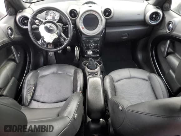 ✅ 2012 MINI Countryman S • VIN: WMWZC3C58CWM27349 • Лот: 86062095. Опубликован ранее на Copart с пробегом 118 179 миль. Бесплатный доступ к архиву аукционных продаж из США и подробный отчёт об истории автомобиля на DreamBid. Изображение 8.