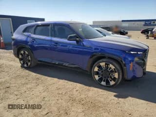 ✅ 2023 BMW XM • VIN: 5YM23CS07P9S31800 • Лот: 75838874. Опубликован ранее на Copart с пробегом 13 661 миль. Бесплатный доступ к архиву аукционных продаж из США и подробный отчёт об истории автомобиля на DreamBid. Изображение 4.