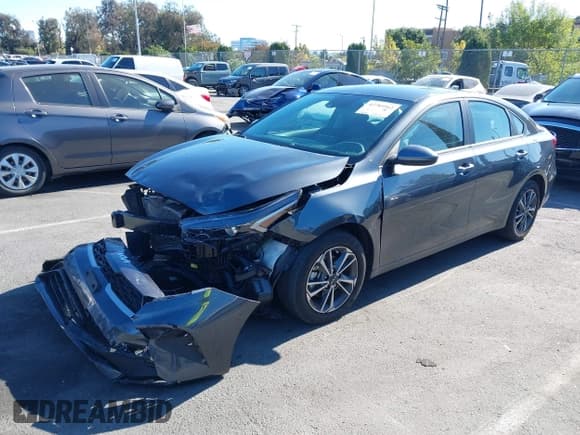 ✅ 2023 Kia Forte LX • VIN: 3KPF24AD0PE673899 • Lot: 42784962. Wystawiony na IAAI z przebiegiem 30 843 mil. Bezpłatny archiwum sprzedaży aukcyjnych z USA i szczegółowy raport historii pojazdu na DreamBid. Zdjęcie 19.