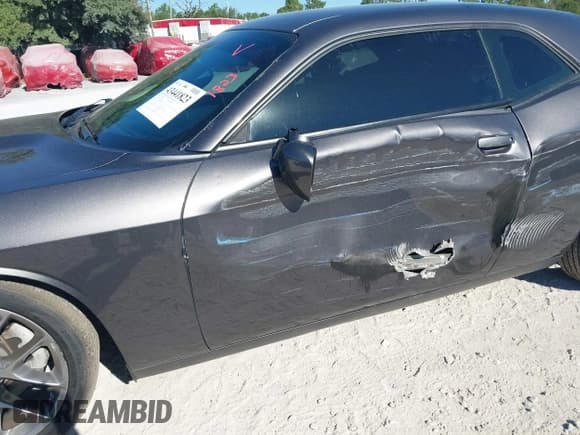 ✅ 2022 Dodge Challenger GT • VIN: 2C3CDZJG2NH230065 • Lot: 43441823. Wystawiony na IAAI z przebiegiem 64 430 mil. Bezpłatny archiwum sprzedaży aukcyjnych z USA i szczegółowy raport historii pojazdu na DreamBid. Zdjęcie 6.