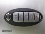 ✅ 2014 Nissan Pathfinder Platinum • VIN: 5N1AR2MN3EC727078 • Lot: 42076108. Wystawiony na IAAI z przebiegiem 181 936 mil. Bezpłatny archiwum sprzedaży aukcyjnych z USA i szczegółowy raport historii pojazdu na DreamBid. Zdjęcie 11.