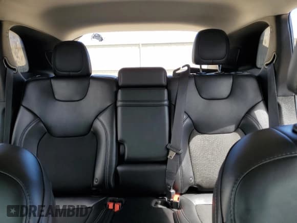 ✅ 2019 Jeep Cherokee Latitude Plus • VIN: 1C4PJLLB6KD226114 • Lot: 72030135. Listed on Copart with 61,600 mi. Free auction sales archive from the USA and detailed vehicle history report at DreamBid. Image 10.