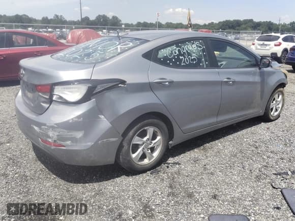 ✅ 2015 Hyundai Elantra SE • VIN: 5NPDH4AE5FH596374 • Lot: 42775670. Listed on IAAI with 96,885 mi. Free auction sales archive from the USA and detailed vehicle history report at DreamBid. Image 4.