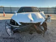 ✅ 2003 Toyota Camry LE • VIN: 4T1BF32K03U057864 • Lot: 89484355. Wystawiony na Copart z przebiegiem 205 753 mil. Bezpłatny archiwum sprzedaży aukcyjnych z USA i szczegółowy raport historii pojazdu na DreamBid. Zdjęcie 5.