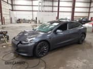 ✅ 2021 Tesla Model 3 Performance • VIN: 5YJ3E1EC3MF044802 • Lot: 41891096. Wystawiony na IAAI z przebiegiem 56 001 mil. Bezpłatny archiwum sprzedaży aukcyjnych z USA i szczegółowy raport historii pojazdu na DreamBid. Zdjęcie 21.