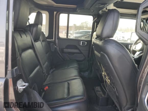 ✅ 2020 Jeep Wrangler Unlimited Rubicon • VIN: 1C4HJXFN3LW342670 • Lot: 46585355. Wystawiony na Copart z przebiegiem 19 569 mil. Bezpłatny archiwum sprzedaży aukcyjnych z USA i szczegółowy raport historii pojazdu na DreamBid. Zdjęcie 10.