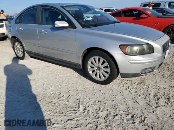 ✅ 2005 Volvo S40 • VIN: YV1MS382652094040 • Lot: 78085924. Listed on Copart with 88,809 mi. Free auction sales archive from the USA and detailed vehicle history report at DreamBid. Image 4.