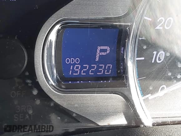 ✅ 2012 Toyota Sienna XLE • VIN: 5TDYK3DC4CS235182 • Lot: 43664156. Listed on IAAI with 192,230 mi. Free auction sales archive from the USA and detailed vehicle history report at DreamBid. Image 7.