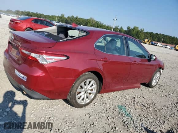 2019 Toyota Camry LE with VIN 4T1B11HK0KU798346, listed as a Copart auction lot 71201335 with 109,201 mi miles and Salvage title. Bid and sale history available at DreamBid. Image 3.