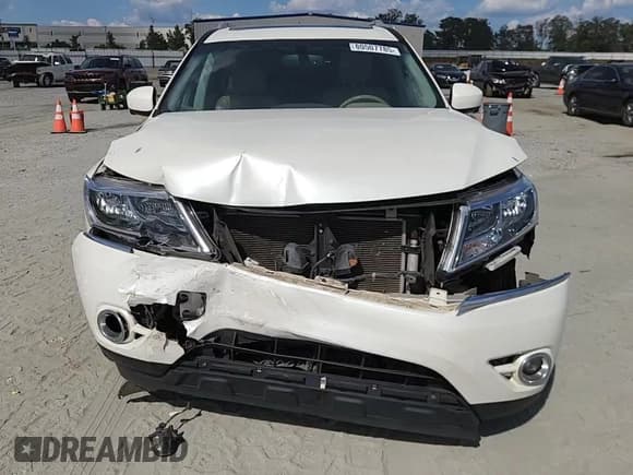 ✅ 2015 Nissan Pathfinder Platinum • VIN: 5N1AR2MN1FC705727 • Lot: 80507785. Wystawiony na Copart z przebiegiem 135 250 mil. Bezpłatny archiwum sprzedaży aukcyjnych z USA i szczegółowy raport historii pojazdu na DreamBid. Zdjęcie 14.