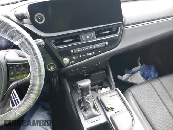 ✅ 2022 Lexus ES 350 F Sport • VIN: 58AGZ1B1XNU122918 • Лот: 43502959. Опубликован ранее на IAAI с пробегом 39 943 миль. Бесплатный доступ к архиву аукционных продаж из США и подробный отчёт об истории автомобиля на DreamBid. Изображение 11.